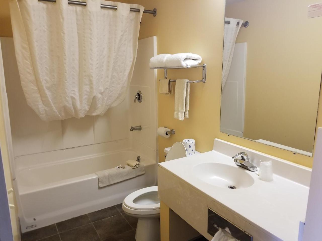 Perry-O Inn & Suites Star Junction Dış mekan fotoğraf